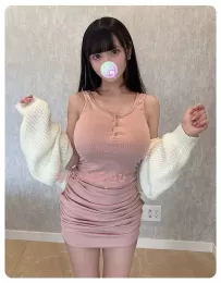 💕編號：7686 💕身材：163/50/G/24歲 💕職業：#香氛店員