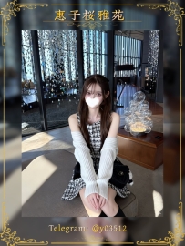 番號：JP–A774 職業：#舞蹈相關工作 164cm｜C cup｜48kg｜21歲 #大阪出勤 擁有修長美