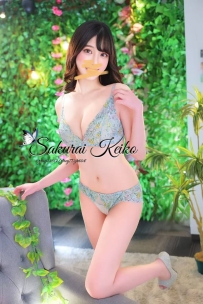 名字：美優 Miyu  年齡：22歲  身高：165cm  體重：48kg  罩杯：E杯  出身：日本  出
