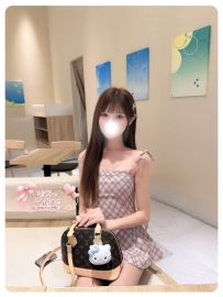 💕編號：8407 💕身材：159/45/C/22歲 💕職業：#清新大學生